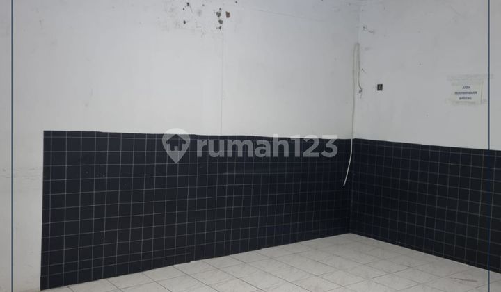 Connected Shop House for Rent in Teluk Gong, Strategic Location, Ready for Business.