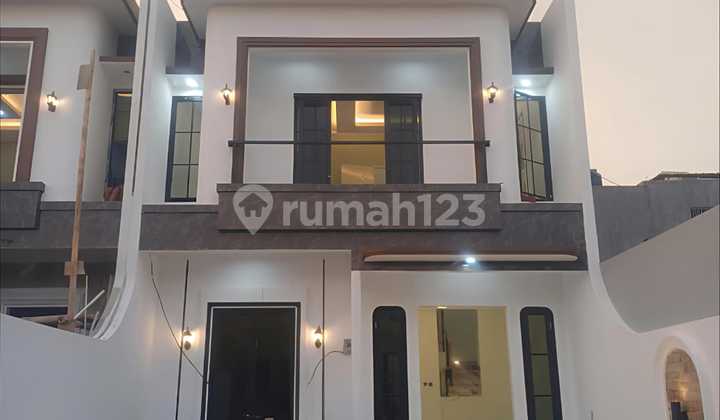 Rumah Mewah Dijakarta Selatan ,legalitas Lengkap Dan Siap Huni 2