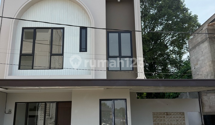 Rumah Cantik Terlaris Bebas Banjir dan Macet