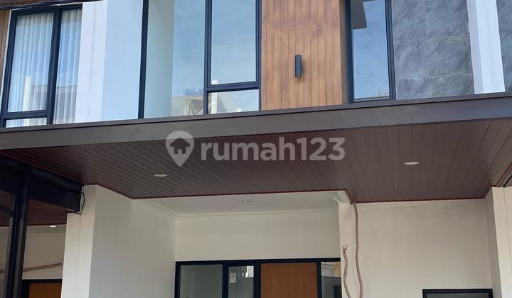 Rumah Cantik Modern .siap Huni 5km Ke Lebak Bulus Rumah Cantik Modern .siap Huni 5km Ke Lebak Bulus