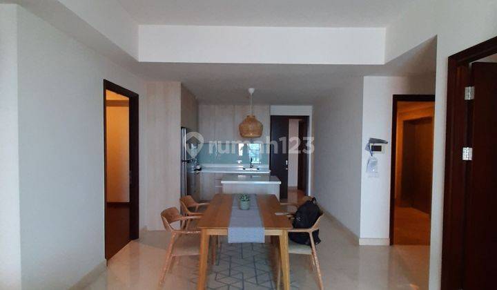 Sewa Apartemen The Kensington 
tower Royal  Suite  Furnish 3+1 Br  Kelapa Gading  2