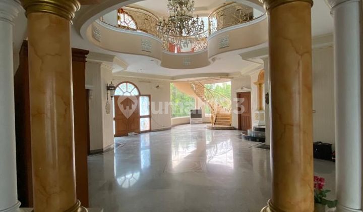 For Sale Luxury House in Villa Gading Indah Cluster, North Jakarta, Ready to Occupy 2