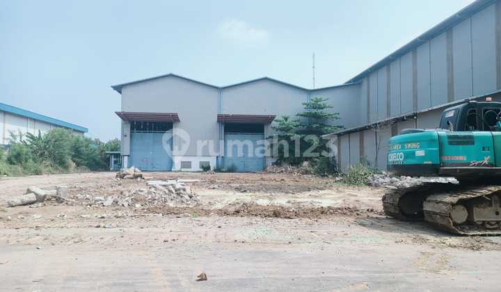 For Rent - Quick SaleLand & Factory Building in Surya Cipta Industrial Area, KarawangLand Area < 20,000 m2Building Area 11,506 m2 For Rent - Quick SaleLand & Factory Building in Surya Cipta Industrial Area, KarawangLand Area < 20,000 m2Building Area 11,506 m2