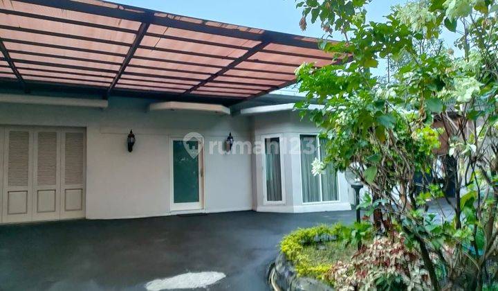 For Rent Rumah Daerah Elite 
tenang Asri Bagus Bersih Siap Huni
kusuma Atmaja Menteng 
jakarta Pusat 
cck U Ambassador Expatriate Asing Korea China Eropa Amerika
luas  767 M² 1