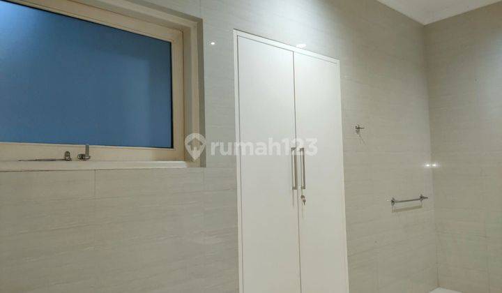 For Rent Rumah Daerah Elite 
tenang Asri Bagus Bersih Siap Huni
kusuma Atmaja Menteng 
jakarta Pusat 
cck U Ambassador Expatriate Asing Korea China Eropa Amerika
luas  767 M² 2