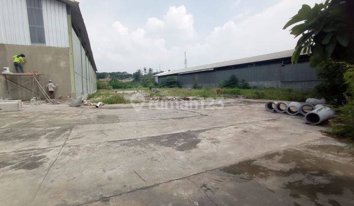 Disewakan Pabrik/Gudang + Office 
gunung Putri Bogor • Ada Crane • Akses Kontainer 40 Feet
• Lt -+11.000 M2
• Lb -+3.200 M2
• Parkiran Luas 
• Akses Jalan Raya  2