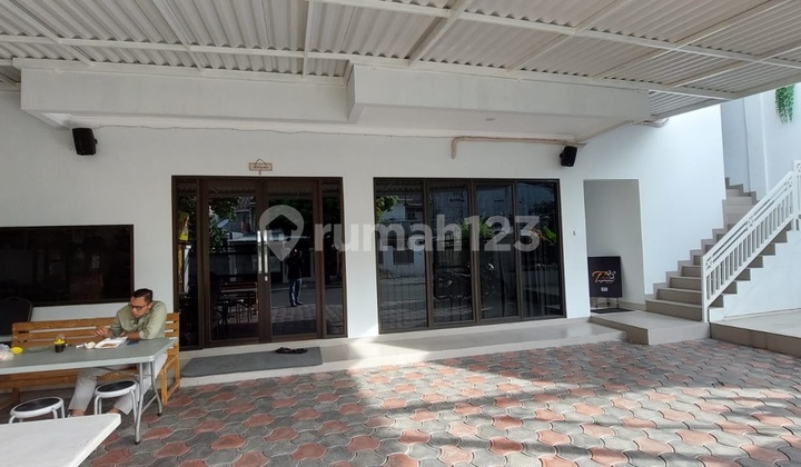 Rent / Sell Pondok Kopi House - East Jakarta (Suitable for Business, Office, and Residence), Close to Train Station, Market, Hospital, Market, Toll Road, Good Strategic Location