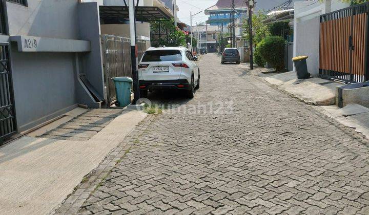 Sewa Rumah Siap Huni
gading Griya Residence
kelapa Gading,  Jakarta Utara  2