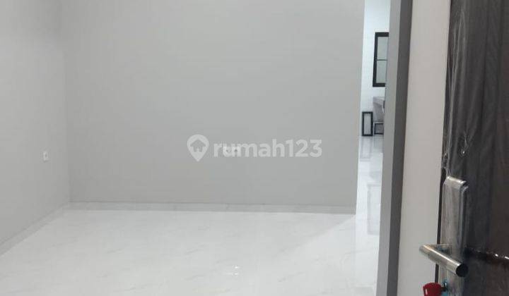 Rumah Brand New Sangat Bagus Lokasi Villa Melati Mas Harga Nego Deal 2