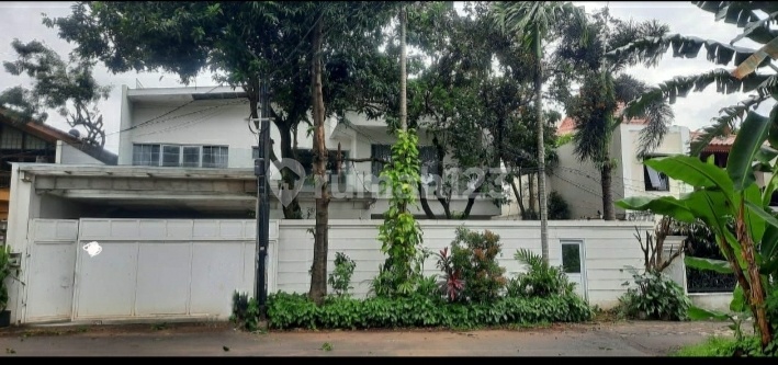 FOR SALE BINTARO POOL FACILITY AT NAVAPARK LOCATION BSD NEAR TOLL JOR 2