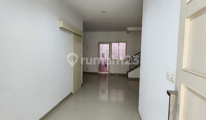 For Rent Cluster Faraday Hoek 8X15 - 2-Story House Price 80 Million 2