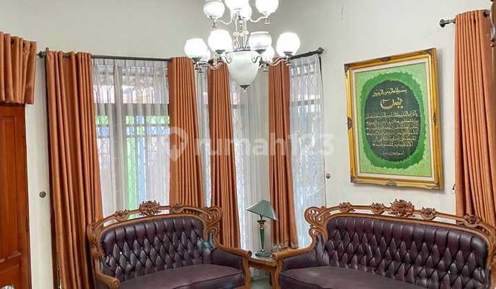 Rumah Besar 2 Lt Posisi Hook Di Margahayu Raya Buah Batu 2