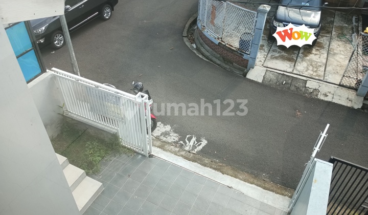 Rumah Baru Minimalis di Komplek Margahayu Raya Buah Batu Dkt Griya