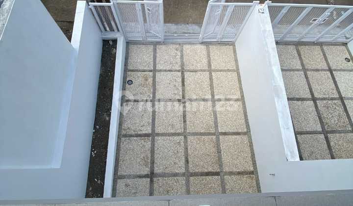 New House, 2-Car Carport in Cisaranten Kulon, Arcamanik 2