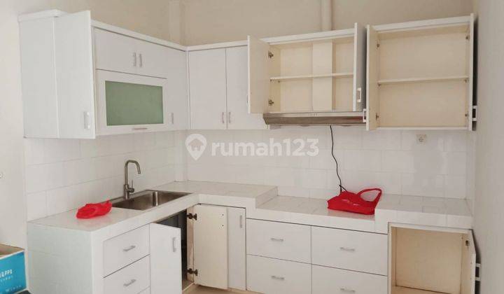 Rumah Modern Classic 2 Lamtai Bsd 2.3m Nego Semi Furnished Shm 2