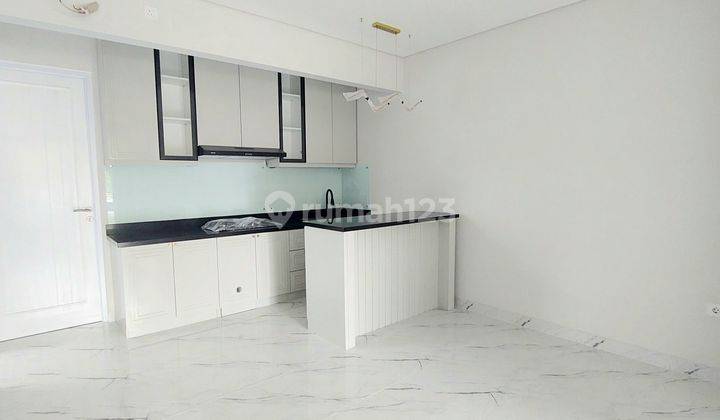 Rumah Cantik Semi Furnish Dekat Akses Tol Di Delatinos Bsd 2