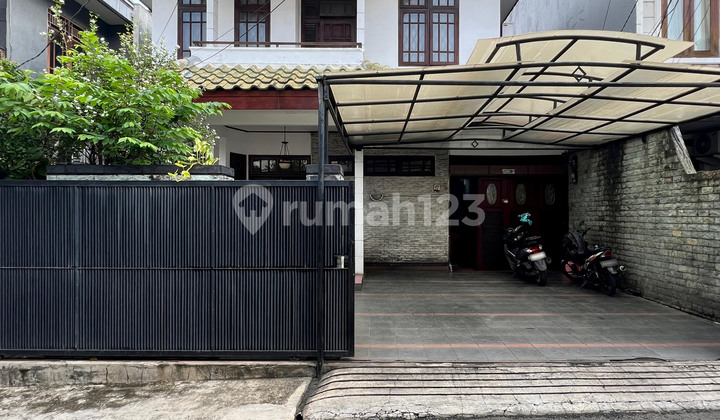 Rumah Siap Huni Dalam Komplek Selangkah ke Senopati