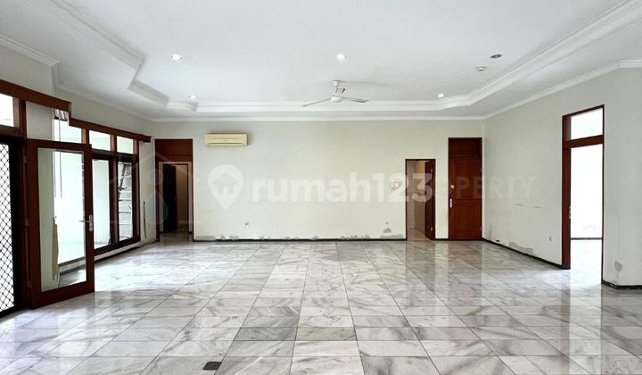 Rumah Cantik 1 Lantai Cipete Private Pool Kemanan 24 Jam 2