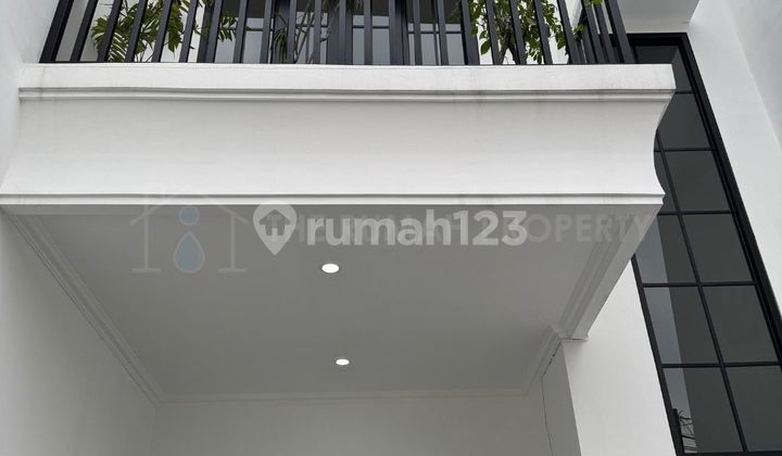 Rumah Baru Modern Minimalis Dalam Komplek di Cinere