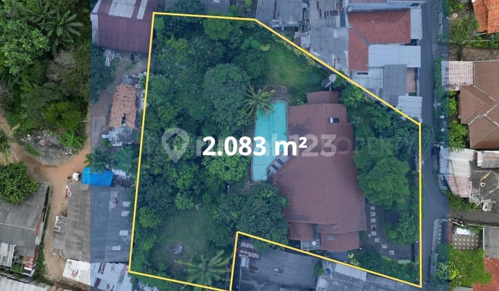 Rumah Resort Jagakarsa Jual Cepat Tanah Luas Private Pool. 2