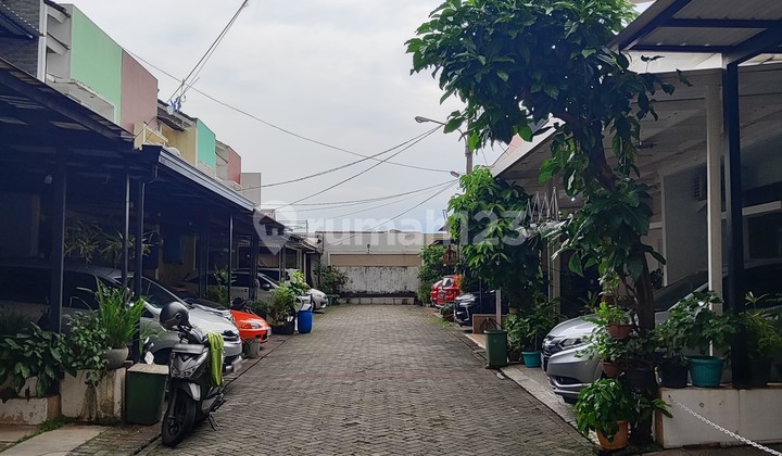 Rumah Cluster Petukangan Jakarta Selatan 4 Kamar Tidur. 2