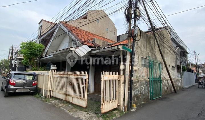 Rumah Hitung Tanah Tebet Akses Jalan 2 Mobil Dekat Rs Brawaijaya Tebet dan ke Mal Kokas 2