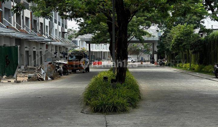 Town House Siap Huni Dalam Cluster Posisi Hoek Fasilitas Lengkap Cirendeu Tangsel 2