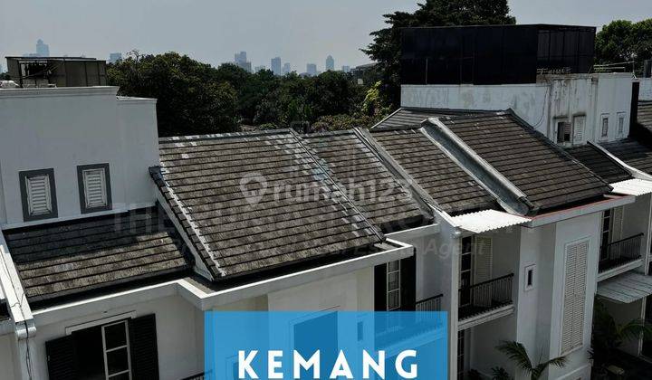 Rumah Rapi 2 Lantai Posisi Hoek Dalam Cluster Private Pool Kemang Jaksel 1