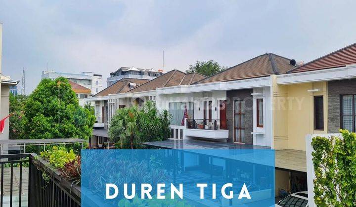 Rumah Mewah Terawat With Pool Dalam Town House Dekat Kawasan Bisnis Dan Toll Dalam Kota 1