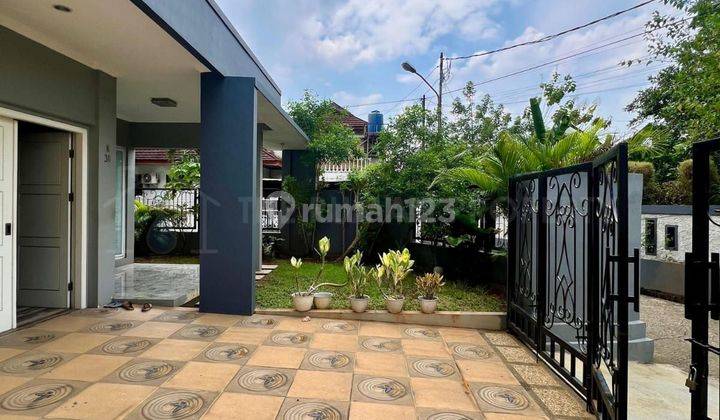 Rumah Cantik 2 Lantai Siap Huni Dalam Komplek Lingkungan Tenang, Shm 2