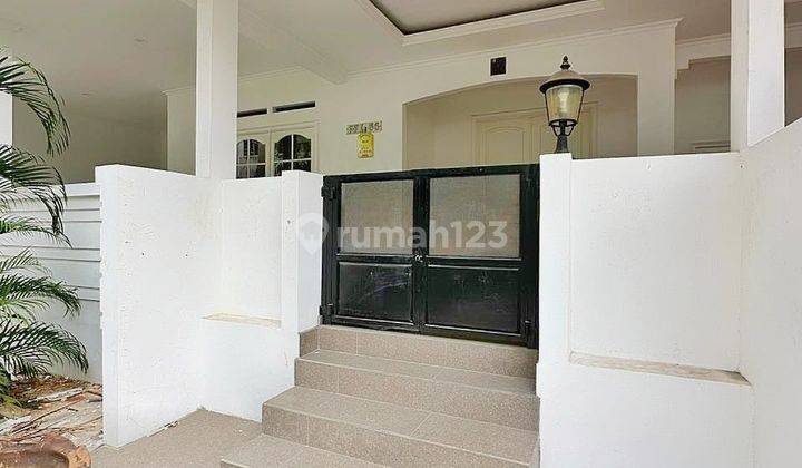 Rumah Dijual di Bintaro 2 Lantai With Pool, Dalam Komplek Layout Lapang 2