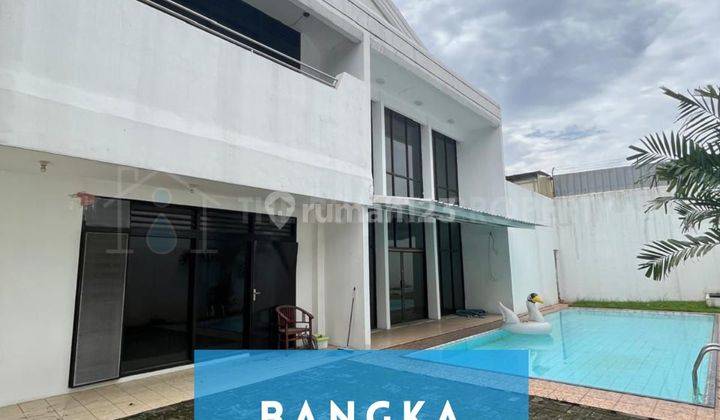 Rumah Elegant 2 Lantai With Pool Layout Lapang Dan Tanah Luas, Shm 1