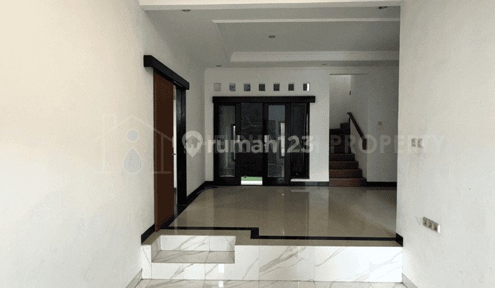 Rumah Moden Minimalis 3 Lantai ada Balkon Kalibata Jaksel (1) 2