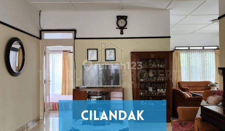 Rumah Vintage 1 Lantai Terawat Taman Luas Dekat Mrt Cipete Dan Akses Tol 1