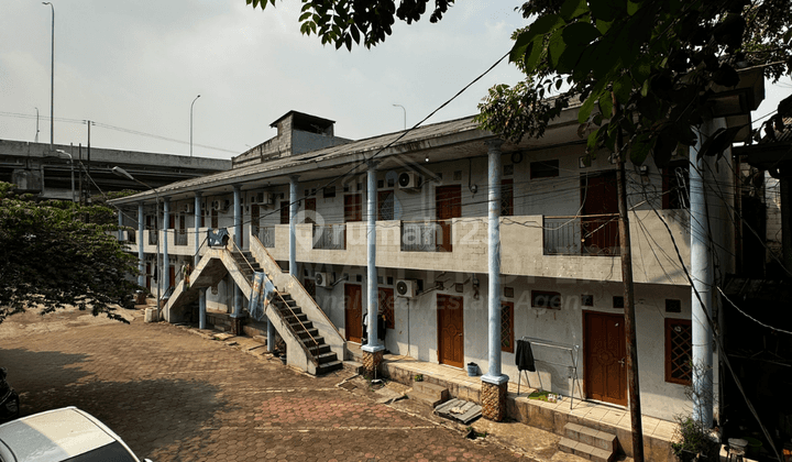 Rumah Kost 54 Pintu Lokasi Strategis Pinggir Jalan Dan Parkir Luas 2