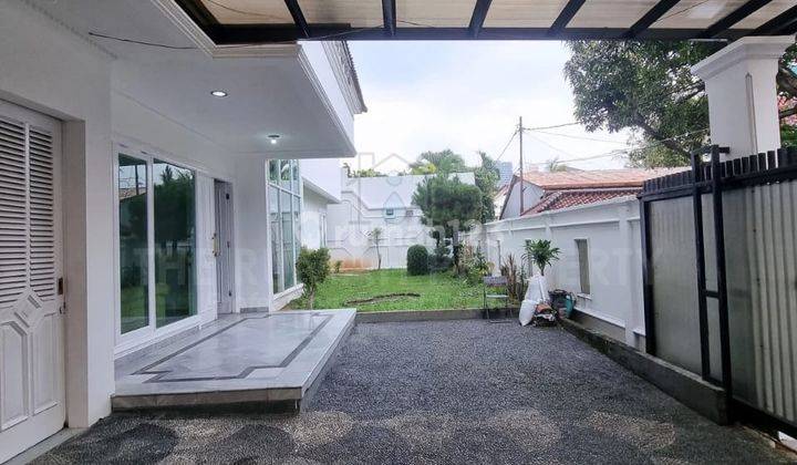 Disewakan Rumah Bagus 2 Lantai Private Pool Ampera Kemang Jaksel 2