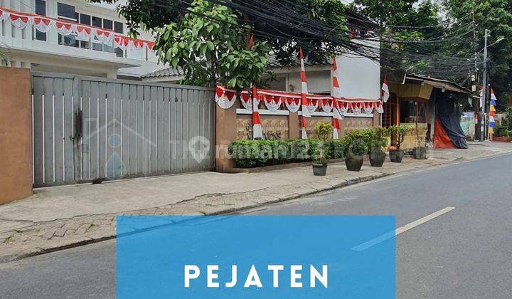 Rumah Terawat 2 Lantai Pinggir Jalan Bisa Untuk Komersial 1