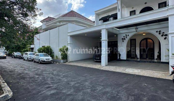 Rumah Bagus Private Pool Kemang Bangka Nuansa Klasik Mewah Dalam Townhouse 2