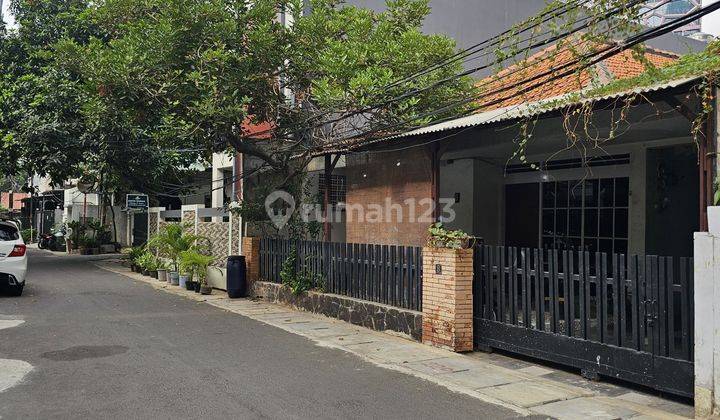 Rumah Lama Dijual Setiabudi Jakarta Selatan Dekat Perkantoran 2