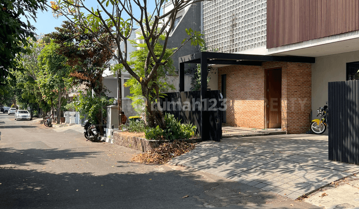 Rumah Modern Siap Huni 2 Lantai 3 Kamar Lebak Bulus  2