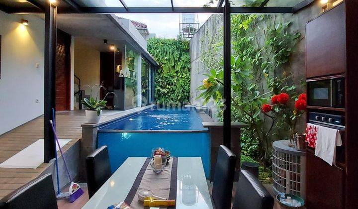 Rumah Dijual Area Senopati Private Pool Semi Furnished  1