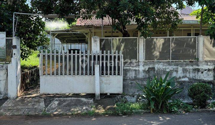 Rumah Lama Kondisi Bagus Posisi Hook di Cilandak Fatmawati 2