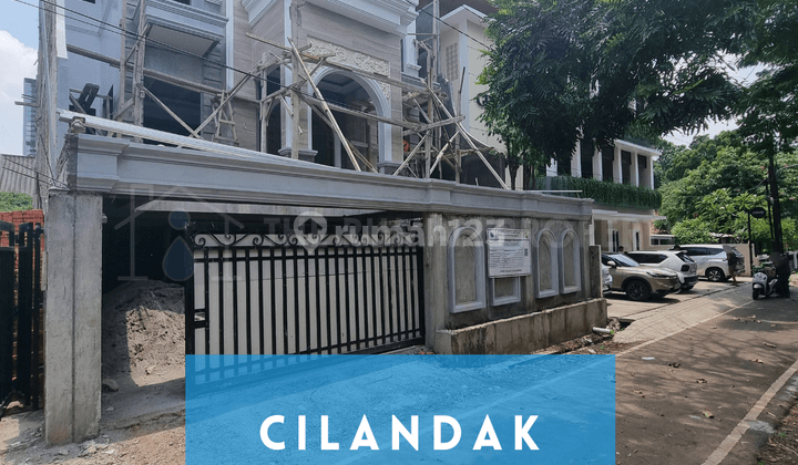 Rumah Baru Dalam Komplek di Cilandak Jakarta Selatan 1