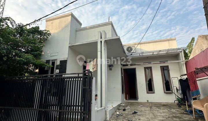 Dijual Rumah Semi Furnished Sudah Sertifikat Hak Milik di Komplek Buana Jaya Jatiasih, Bekasi 1