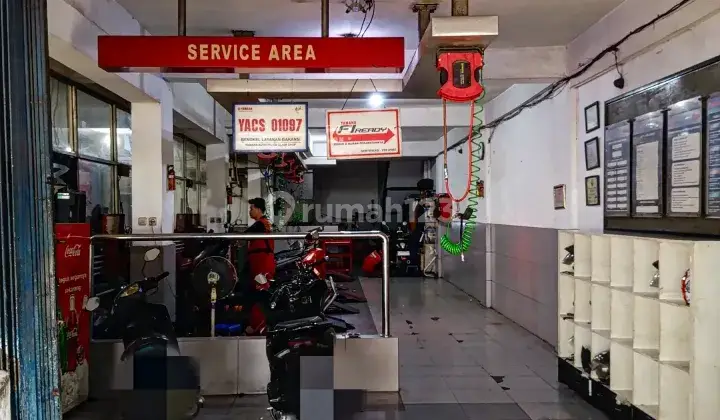 Ruko di Kayuringin Jaya, Bekasi 810 m Butuh Renovasi SHM 2