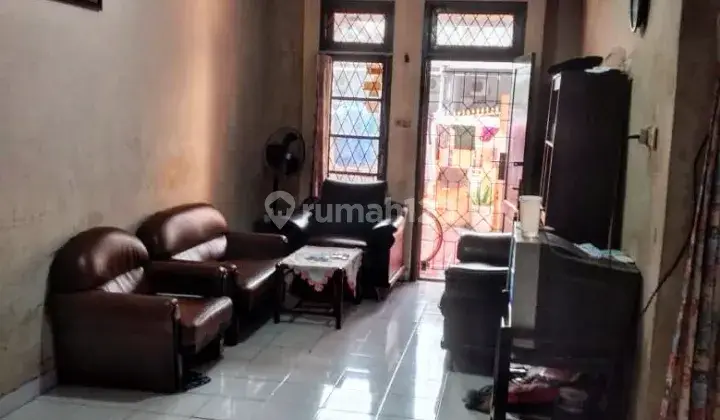 Rumah Unfurnished SHM di Harapan Indah, Bekasi 2