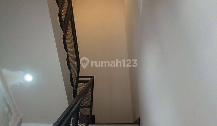 Rumah Baru Cantik Modern Minimalis Area Colomadu, Solo 2