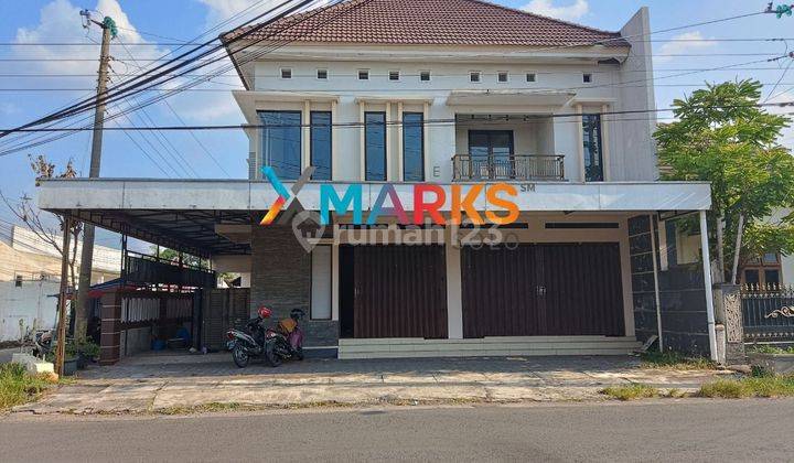 Di jual:
Ruang Usaha Menarik Cocok untuk toko, office , rumah tinggal 2