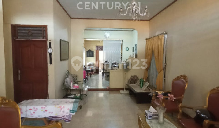 2-Story House in Rempoa, East Ciputat - Land Area 304 / Building Area 150, 4 BR
