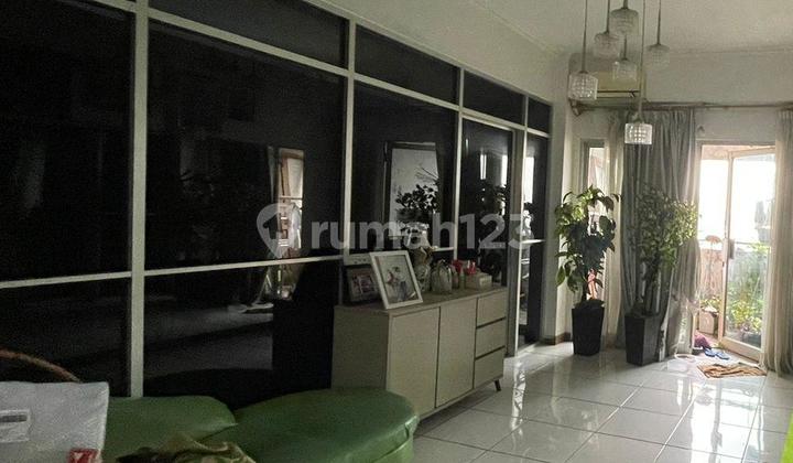 Apartemen Di Pusat Kota ** Apartemen Di Pusat Kota **